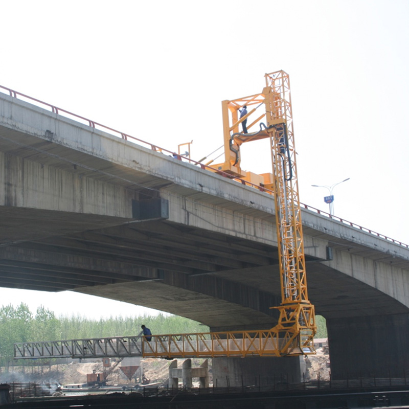 22米橋梁檢測車施工現場